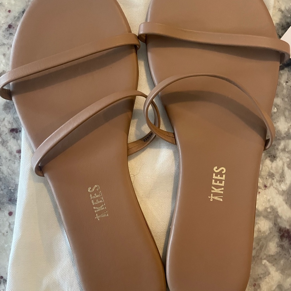 TKEES Women's Brown Sandals